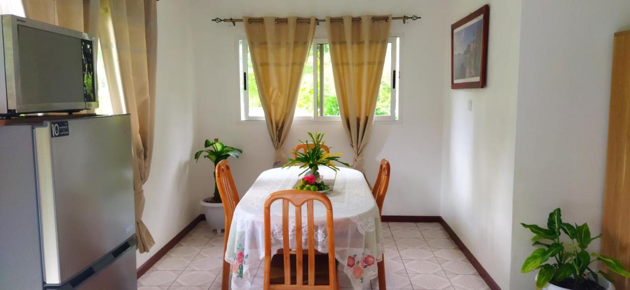 Dan Zoranz Self Catering Guest House Isola di Isola di La Digue Esterno foto