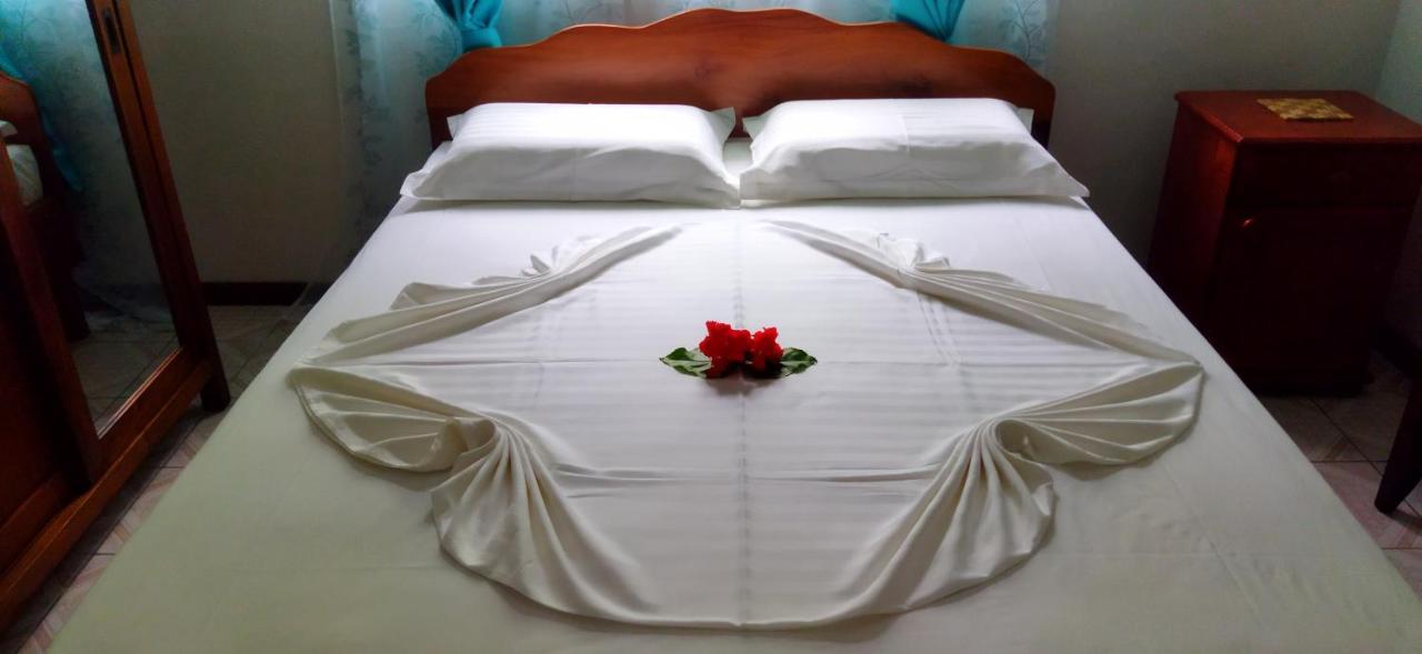 Dan Zoranz Self Catering Guest House Isola di Isola di La Digue Esterno foto