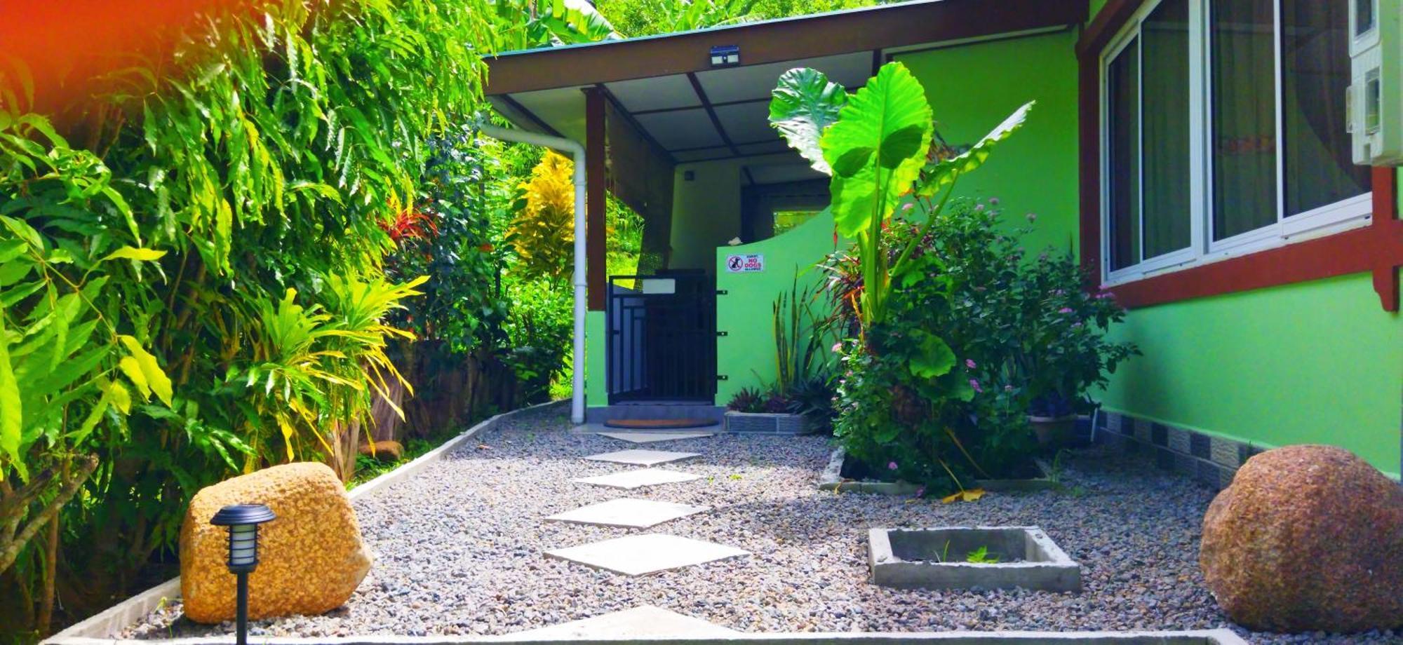 Dan Zoranz Self Catering Guest House Isola di Isola di La Digue Esterno foto